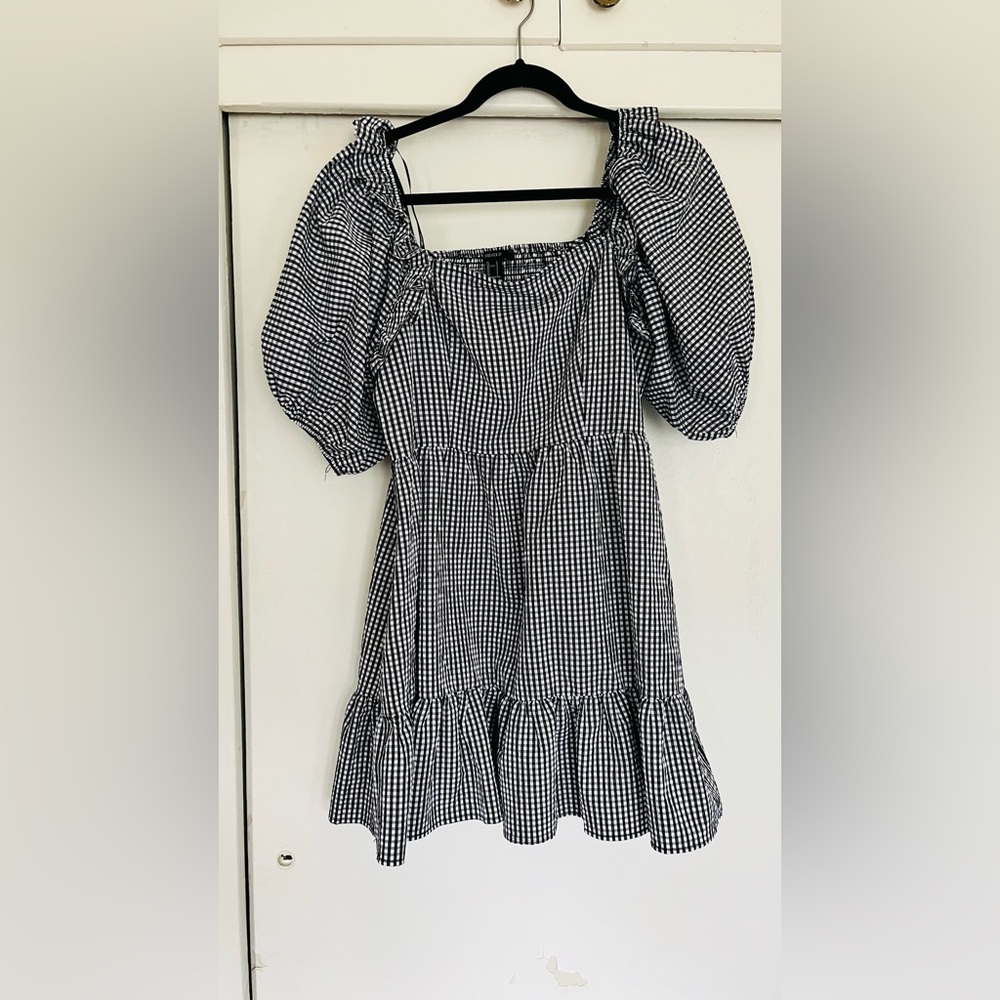 Forever 21 black & white gingham puff sleeve mini dress